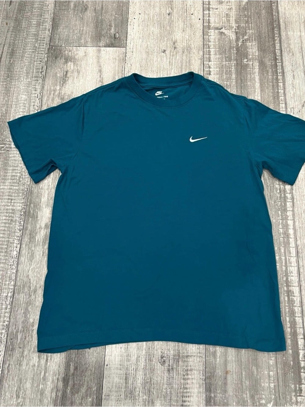 Nike Men's Teal Short-Sleeve Crew Tee - Size
Small